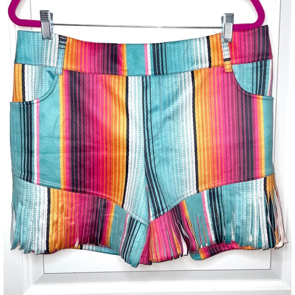 🔥🔥Crazy Train serape hacienda fringe shorts - Picture 3 of 5